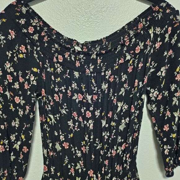 Abercrombie & Fitch Ditsy Floral Off Shoulder Floral Crochet Hem Romper Size XS - Picture 8 of 13